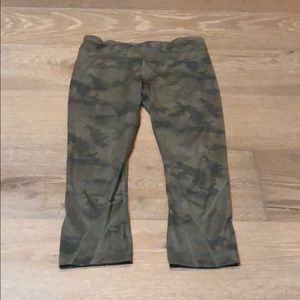 Lululemon camp Capri